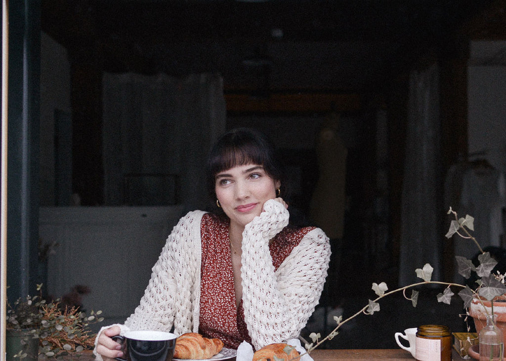 Adored Vintage / Feminine & Timeless Clothing Boutique Inspired by Vintage