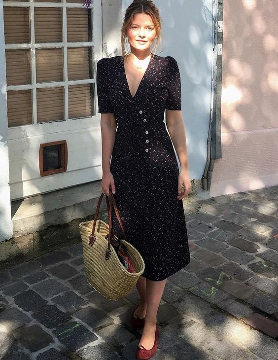 French Girl Style: Midi Dress