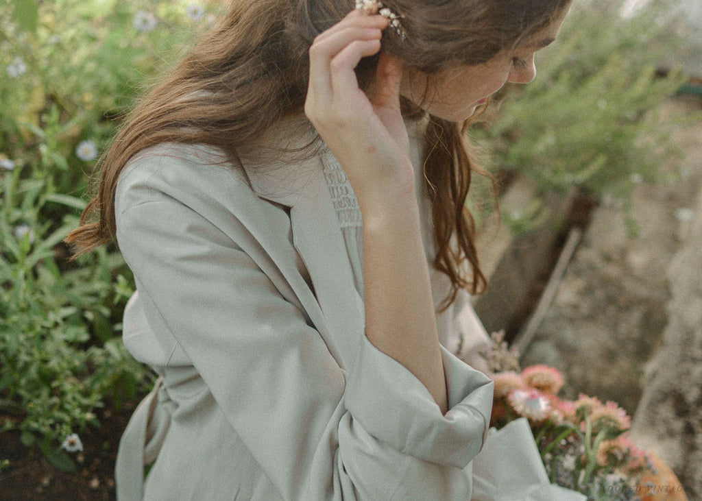 Lookbook / Jacqueline in the Garden