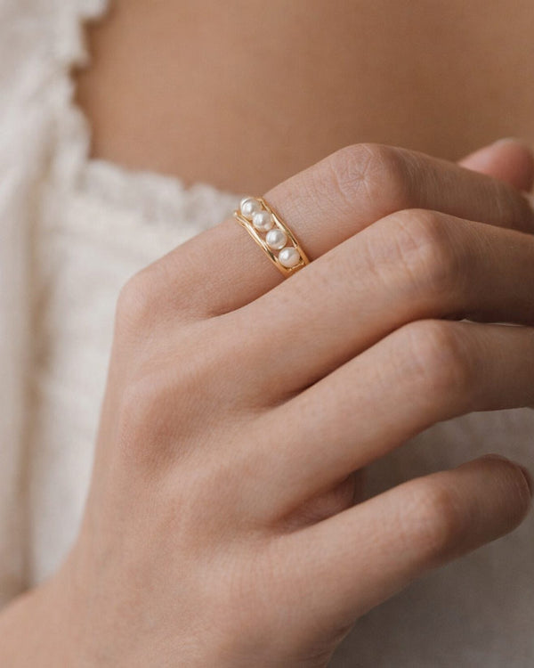 Marina Pearl Ring
