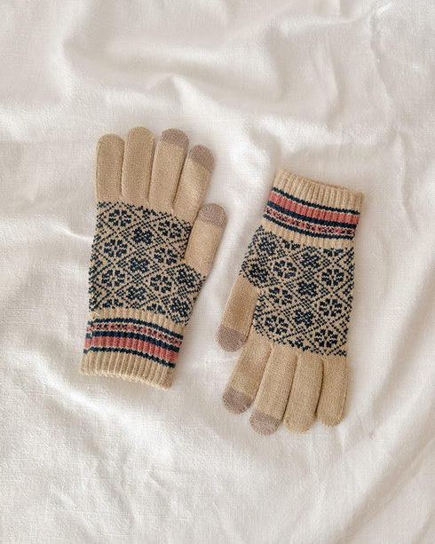 Linnea Gloves