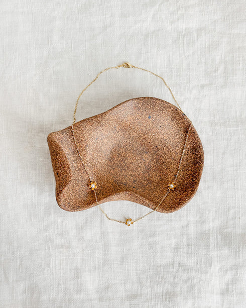 Daisy Pearl Necklace