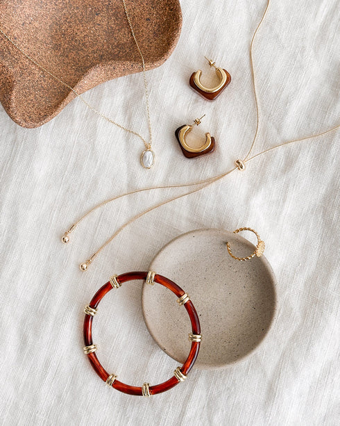 Luma Pearl Drop Necklace