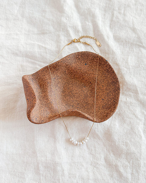 Soft Tide Necklace