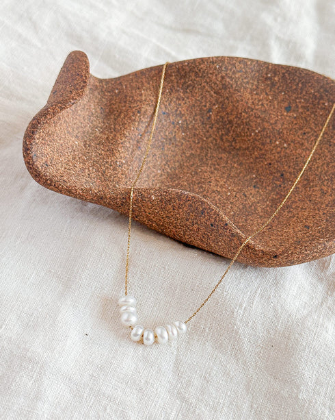 Soft Tide Necklace