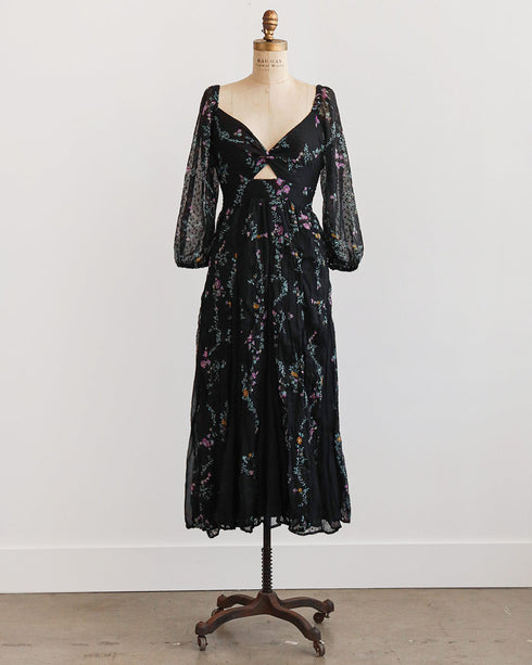 Amas Veritas Dress