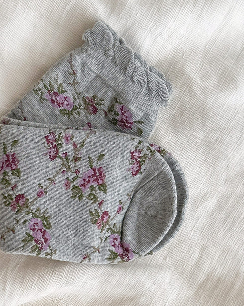 Rose Lattice Socks