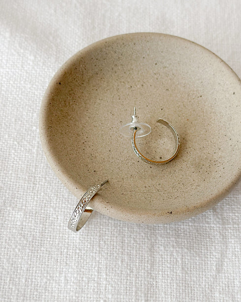 Isadora Etched Earrings - Silver