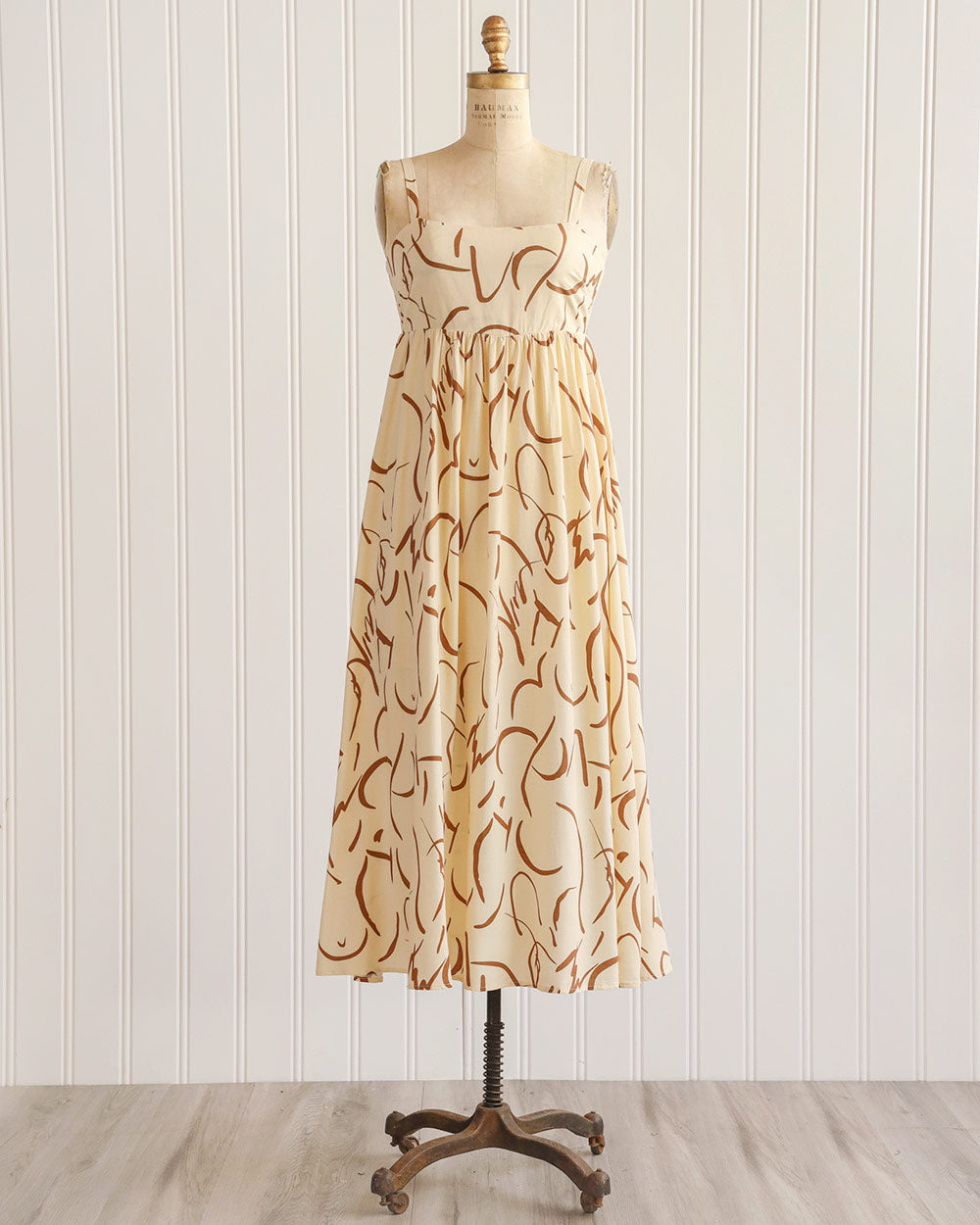 Romantic Feminine Dresses for Women / Abstract Strokes Dress / Adored  Vintage