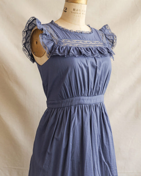 Sweet Vintage Style Clothing / Adored Vintage / Le Pontet Dress