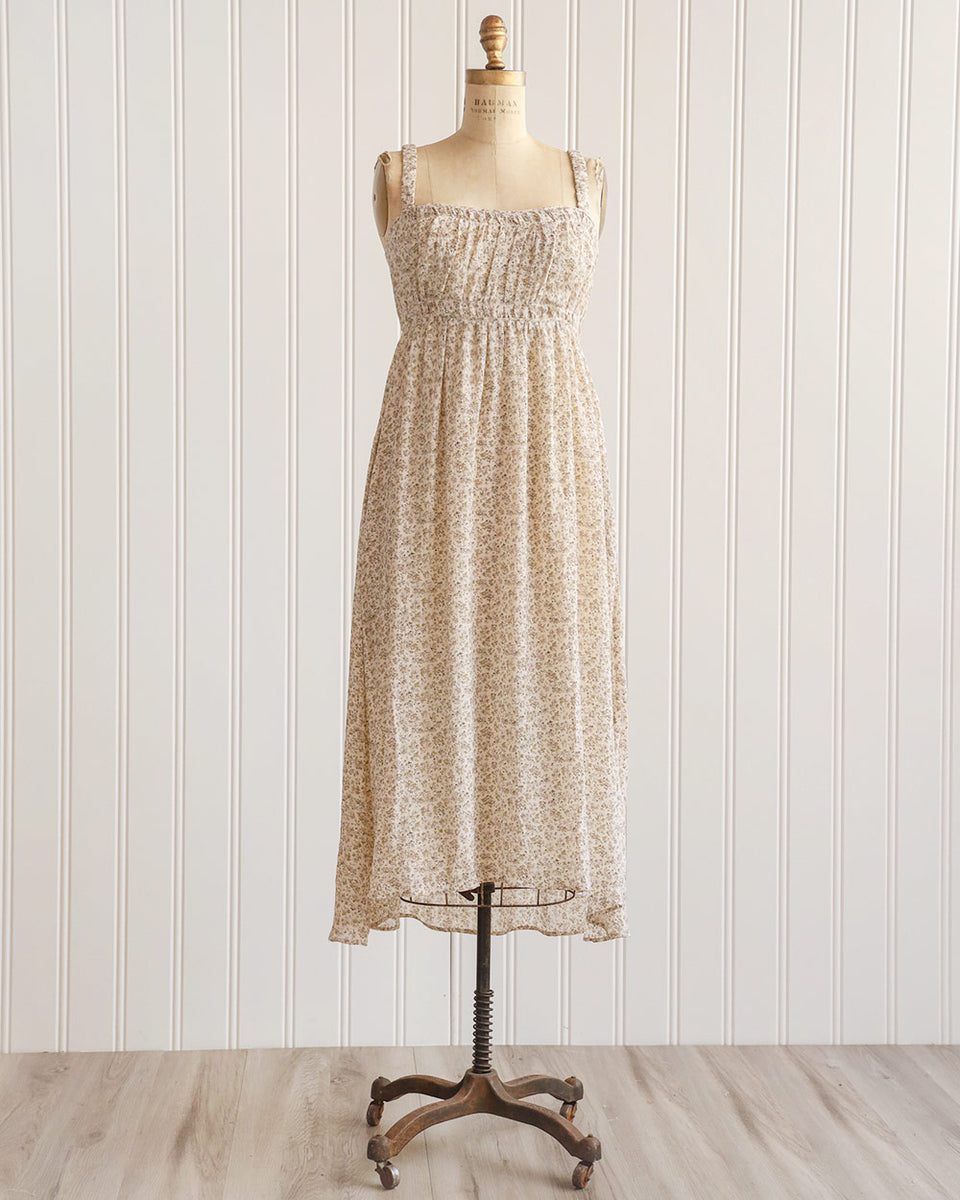 Effortless Feminine Vintage Inspired Clothing / Adored Vintage / Essonne Floral Dress