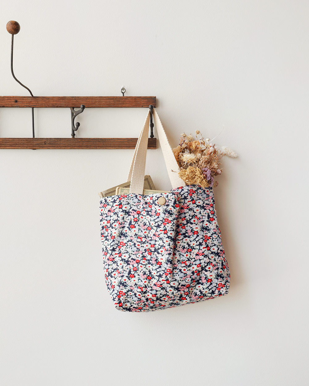 Vintage inspired handbags outlet