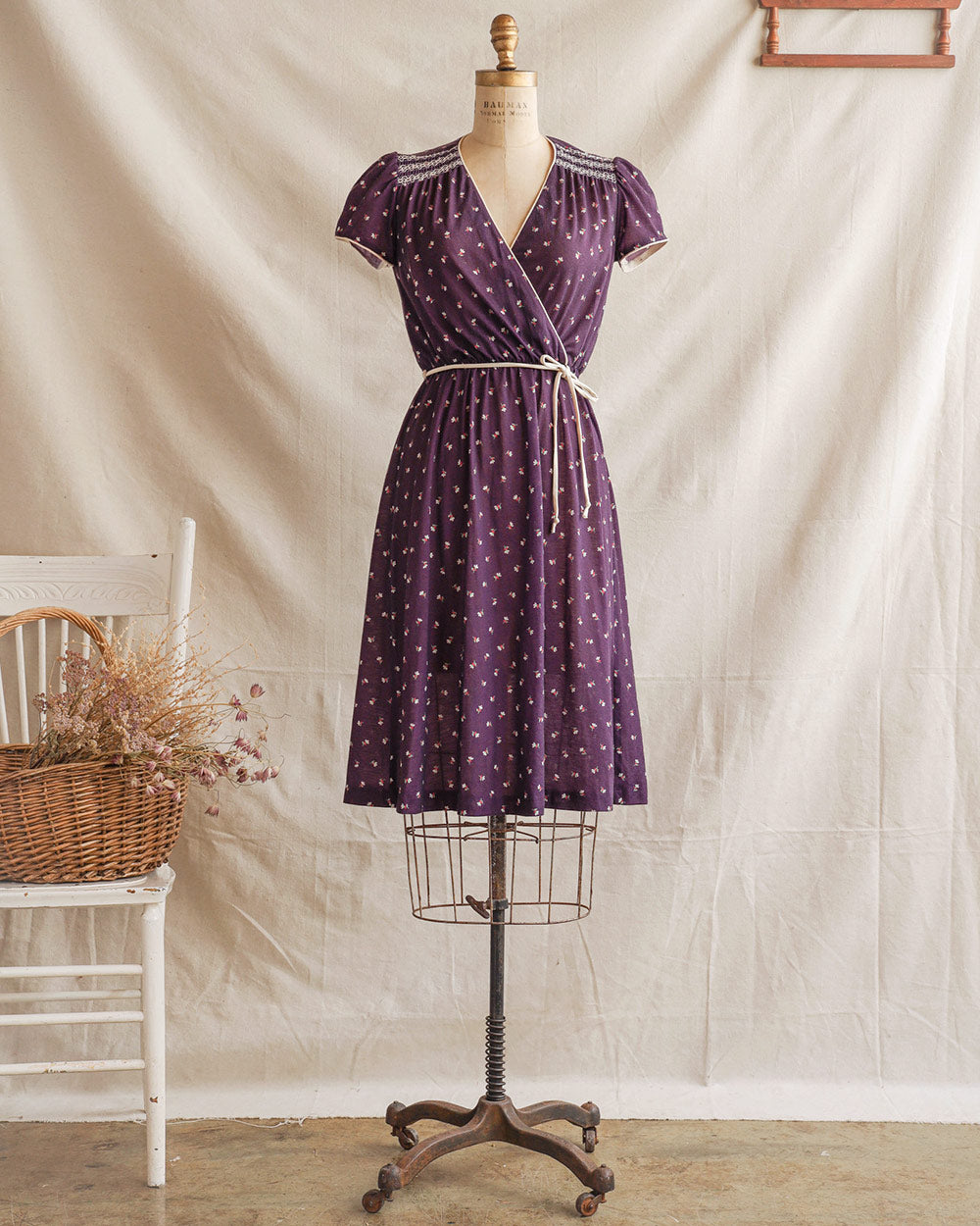 The vintage shop dresses top