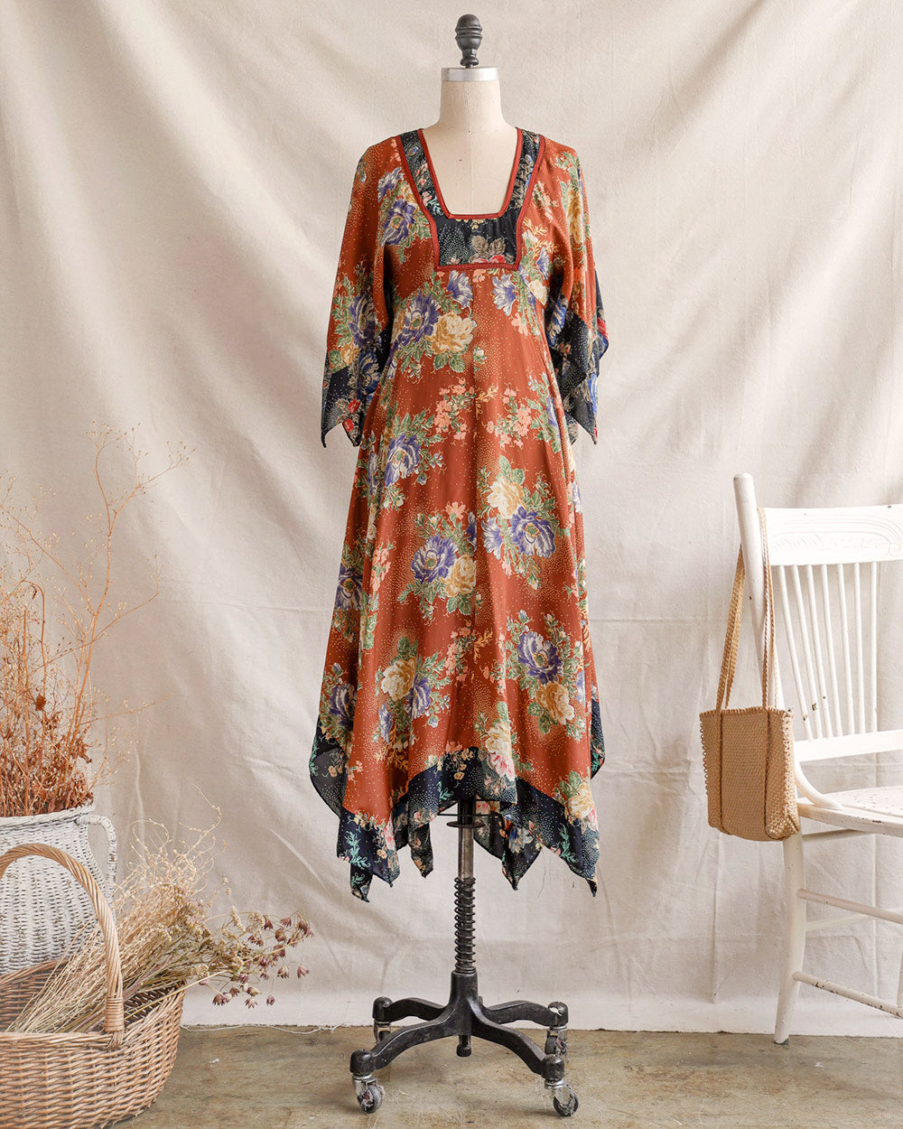 Shop Women s Vintage Clothing at Adored Vintage